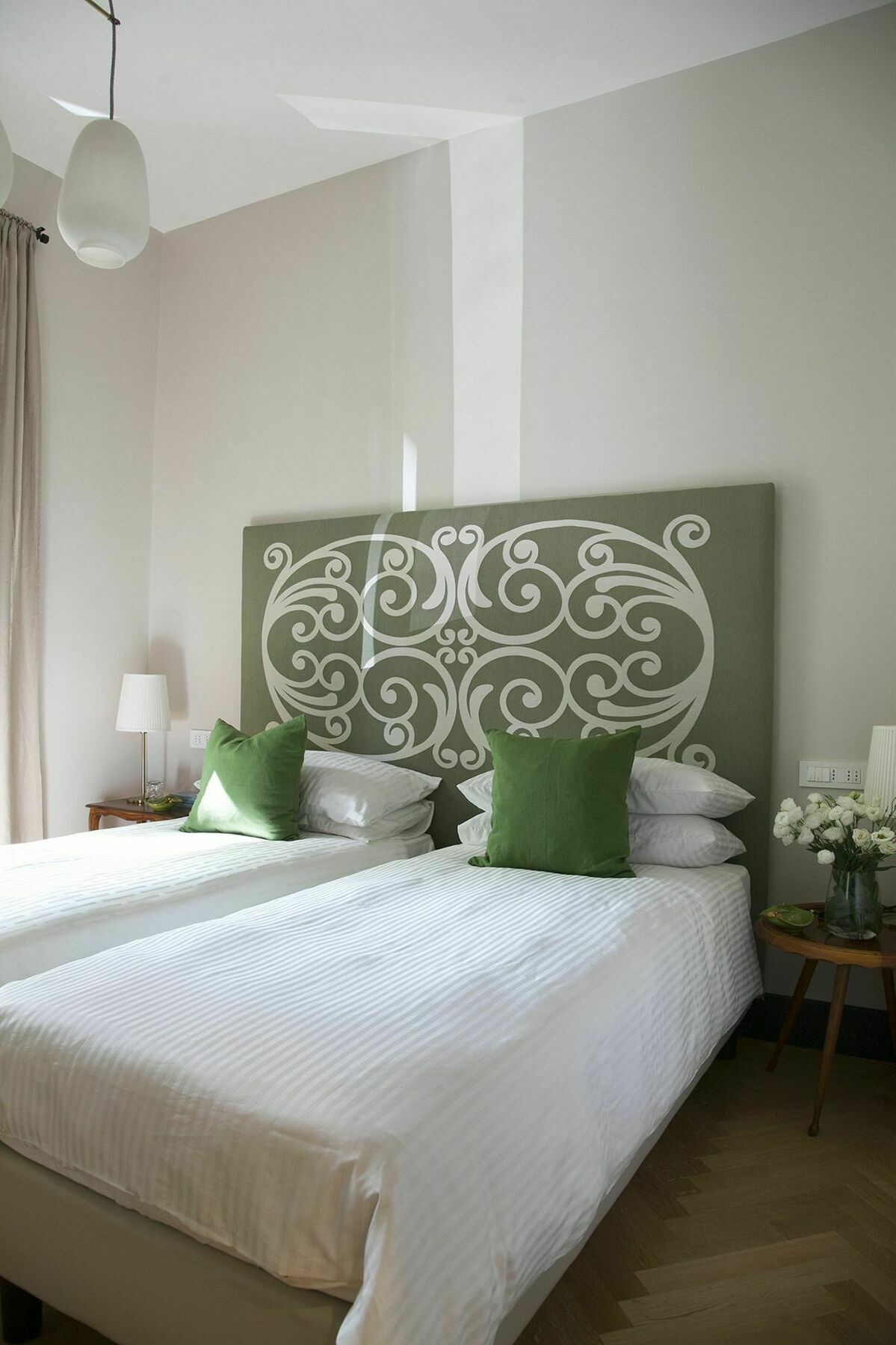 Santa Monica Townhouse Rom